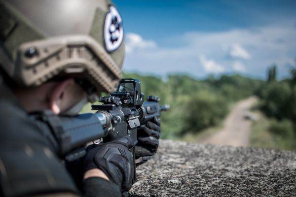 Armata Venezuelei va împiedica instalarea unui guvern "supus" SUA